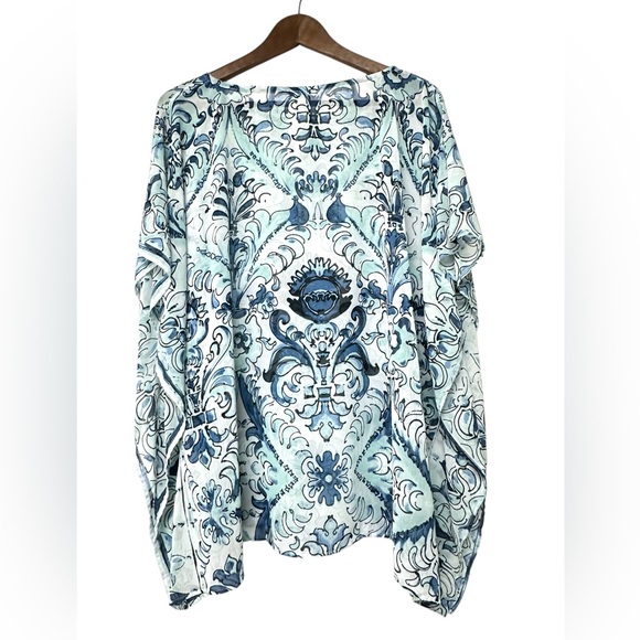 Chico's Blue and White Poncho Boxy Tunic Chiffon Layered Top Womebs size S (D13) - Picture 2 of 7